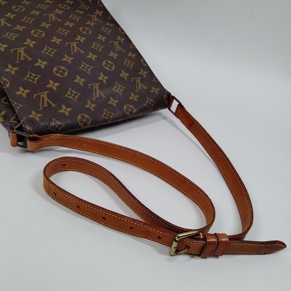 🔥Authentic Louis Vuitton Musette - Picture 3 of 7